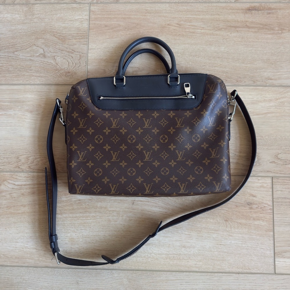 Louis Vuitton Porte-documents jour NM bag - laptop bag